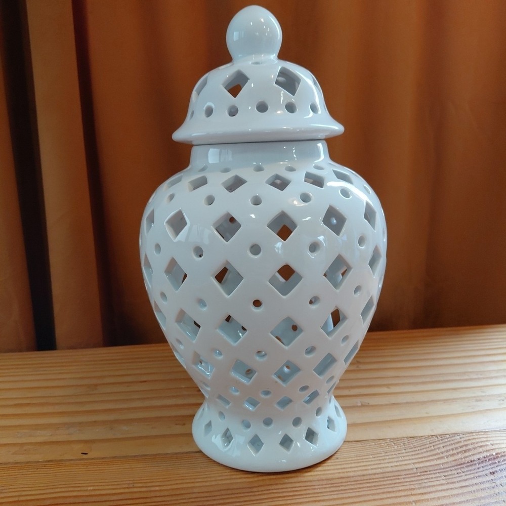 Unbranded Ginger Jar Medium Pierced‎ Porcelain Candle Lantern White